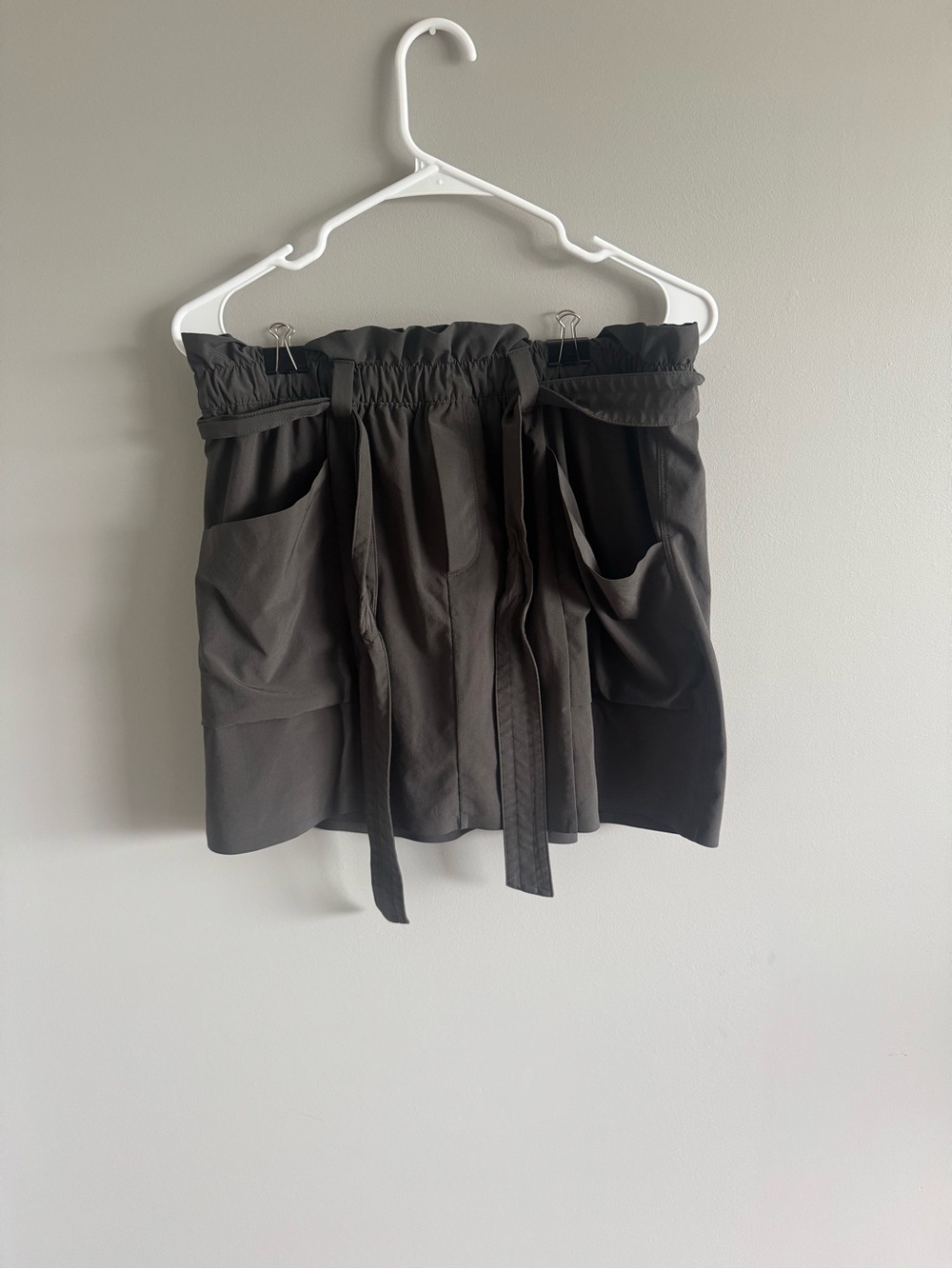 Athleta High-Waist Black Paperbag Skirt with Front Pockets